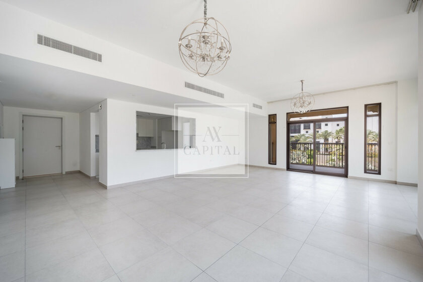 Properties for rent in Dubai - image 32