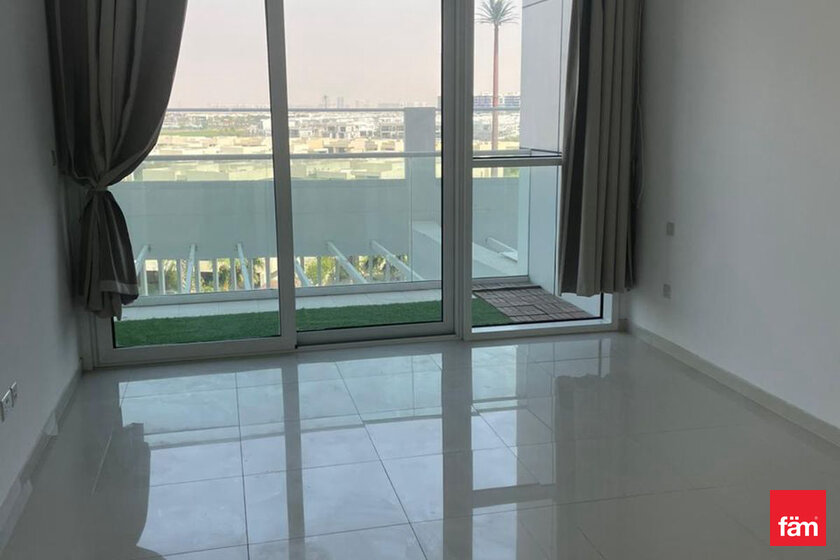 Alquile 12 apartamentos  - DAMAC Hills, EAU — imagen 3
