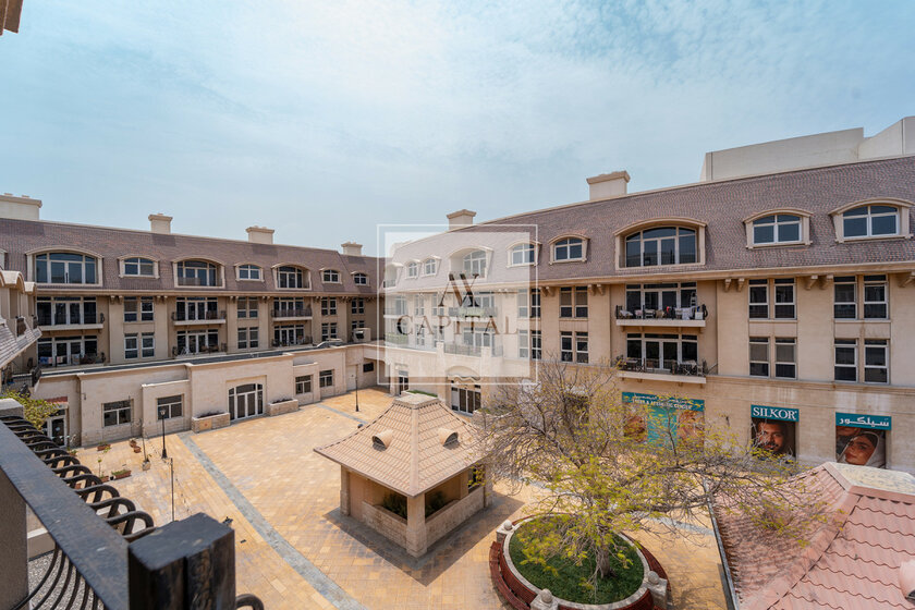 Buy a property - 1 room - Mirdif, UAE - image 1