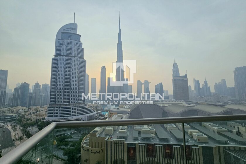 Rent 94 apartments  - 2 rooms - Downtown Dubai, UAE - image 3