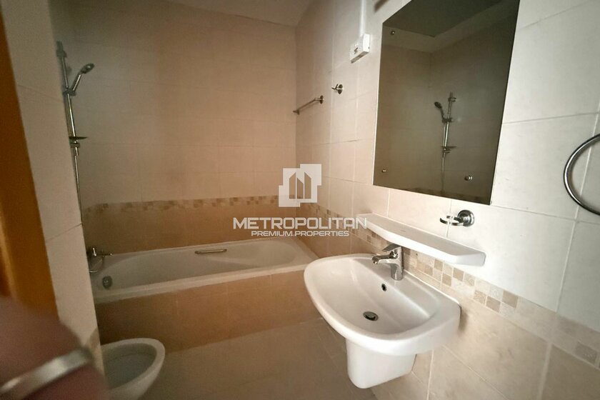 Propiedades en alquiler - 1 habitación - Dubai, EAU — imagen 12