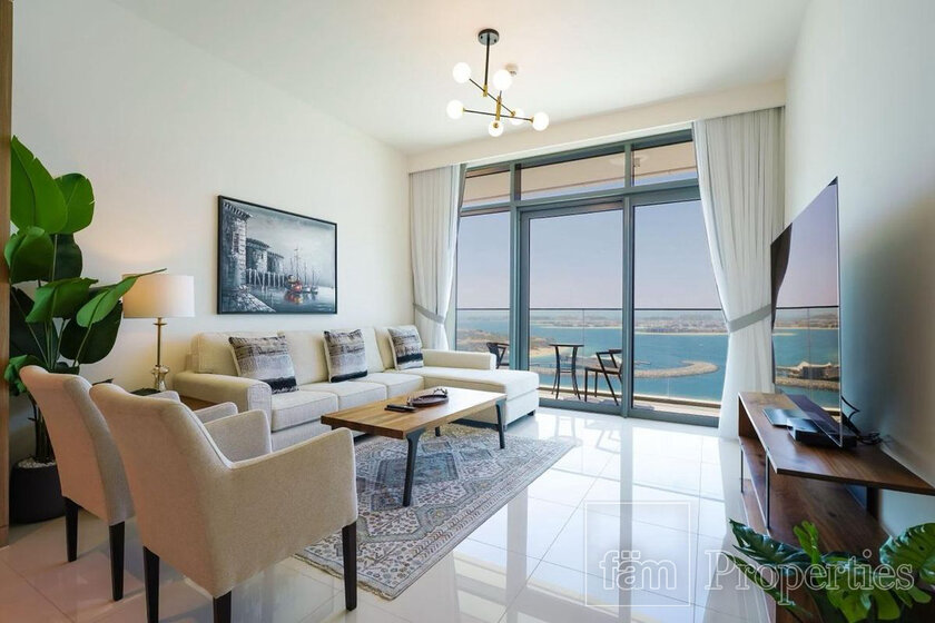 Propiedades en alquiler - Emaar Beachfront, EAU — imagen 17