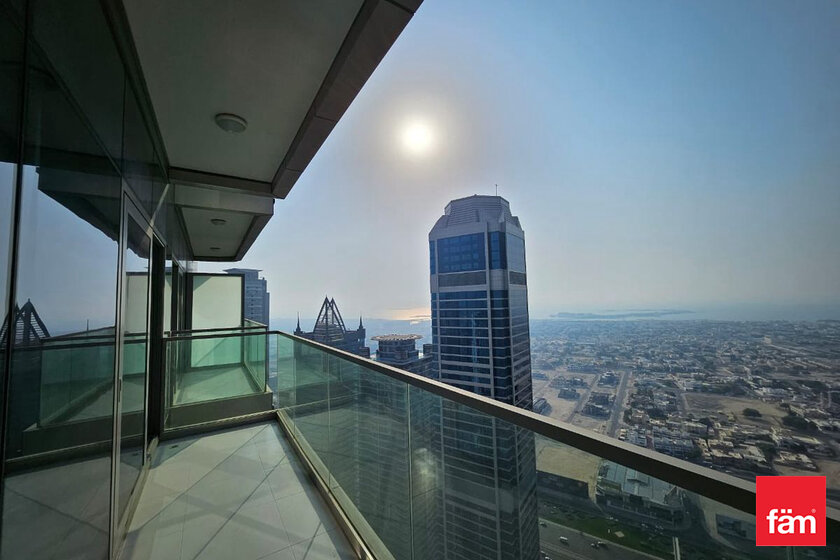 Buy 37 apartments  - Sheikh Zayed Road, UAE - image 25