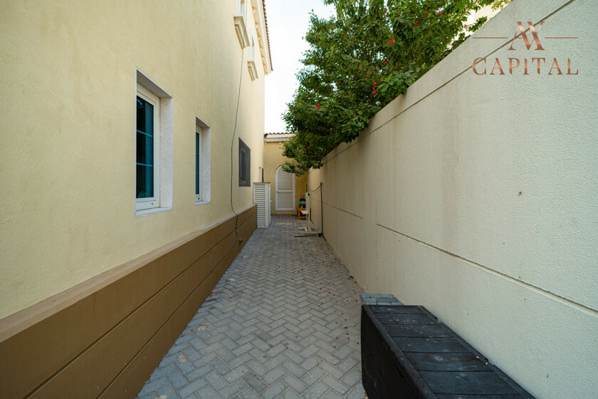 Villa à louer - Dubai - Louer pour 122 515 $/annuel – image 19