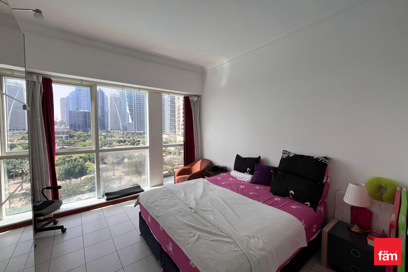 Rent 53 apartments  - Jumeirah Lake Towers, UAE - image 27