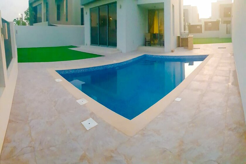 Купить 23 виллы - Dubai Hills Estate, ОАЭ - изображение 15