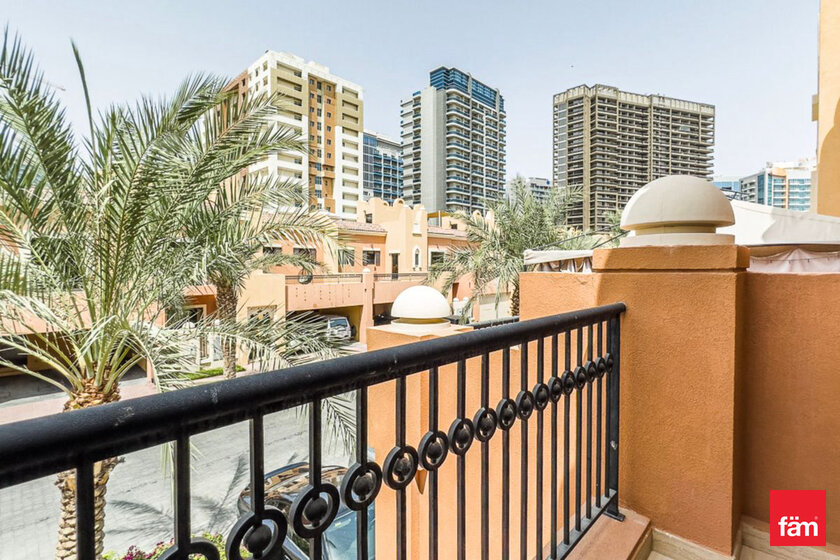 18 ikiz villa satın al - Dubai Sports City, BAE – resim 6