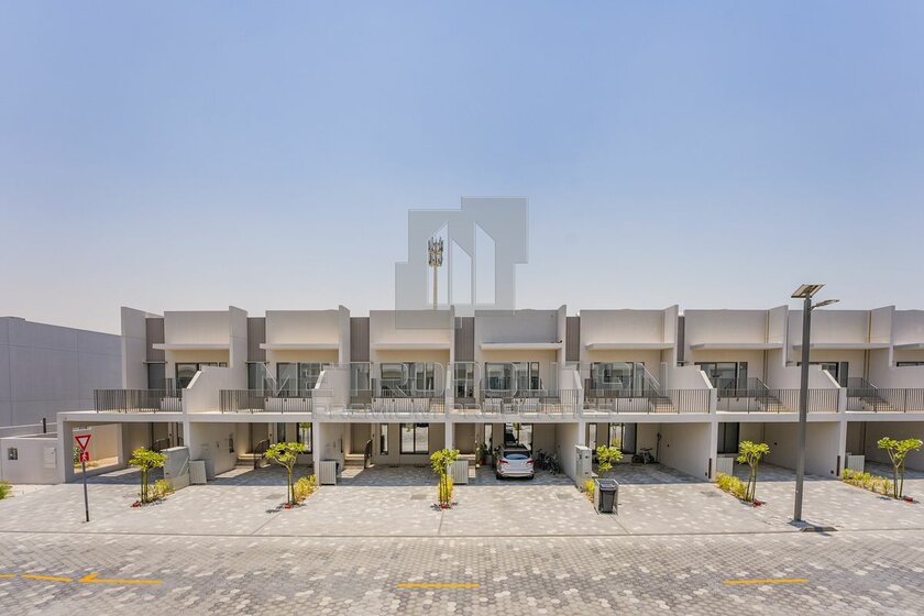 Rent a property - MBR City, UAE - image 2