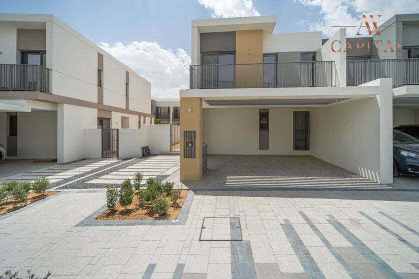 4+ bedroom townhouses for rent in UAE - image 1