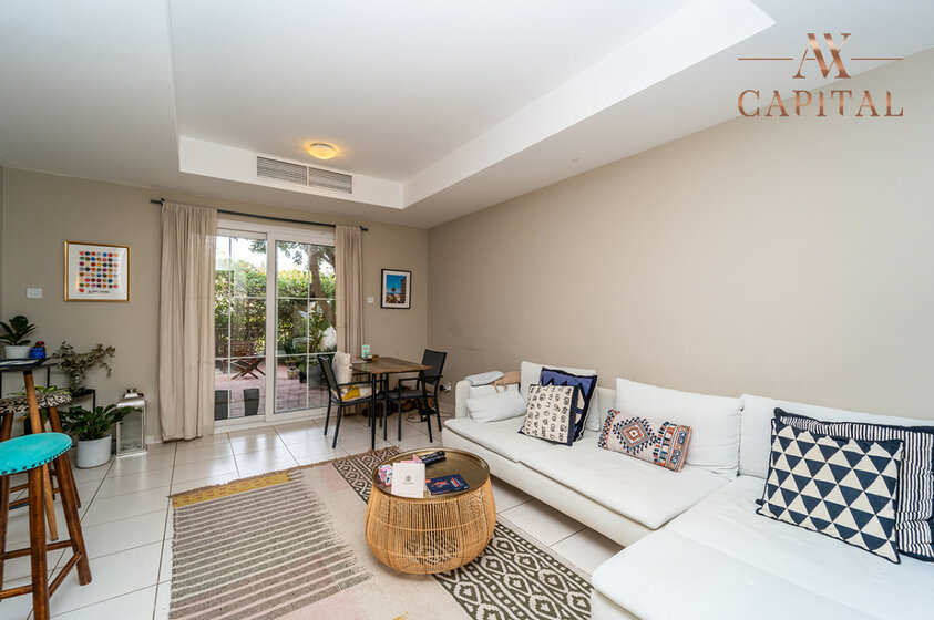Buy 180 villas - Dubai, UAE - image 26