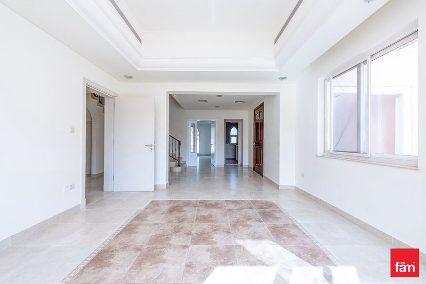 670 casas a la venta - Dubai, EAU — imagen 24