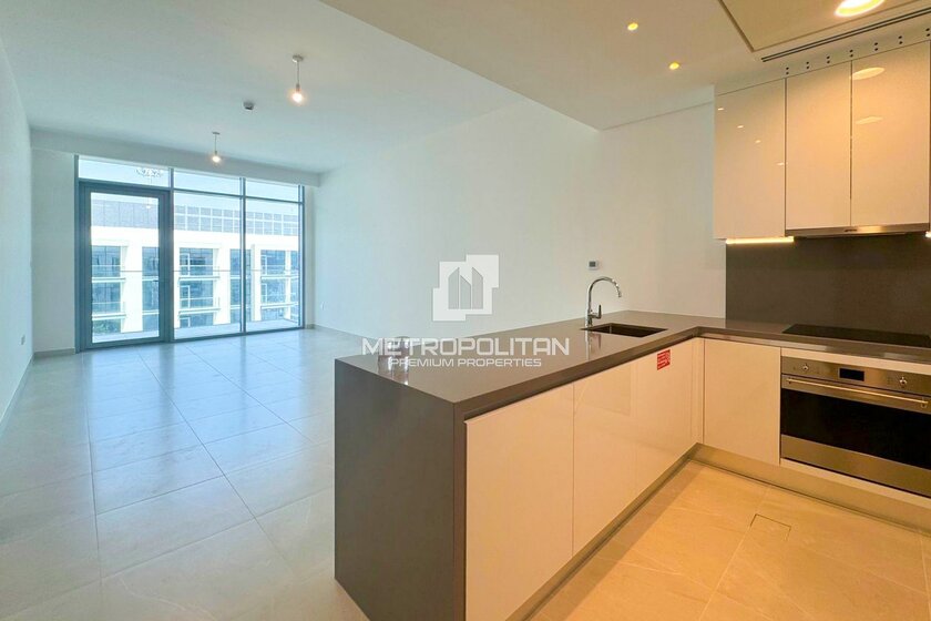 Rent 2 apartments  - 1 room - Dubai Canal, UAE - image 1