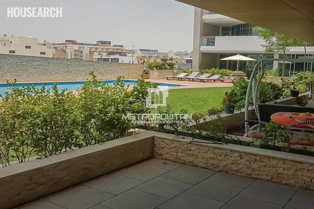 Apartamentos en alquiler - Dubai - Alquilar para 14.157 $/al año — imagen 1