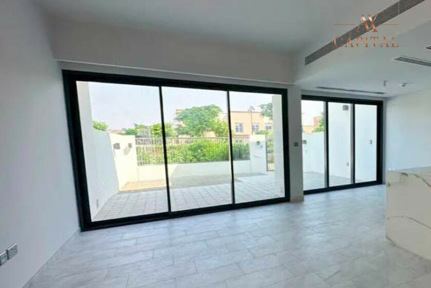 Townhouse for rent - Dubai - Rent for $54,495 - image 19
