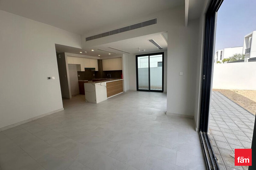 Rent 199 houses - Dubailand, UAE - image 22
