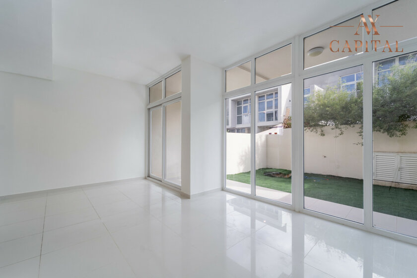49 Häuser mieten - 3 Zimmer - Dubailand, VAE – Bild 1