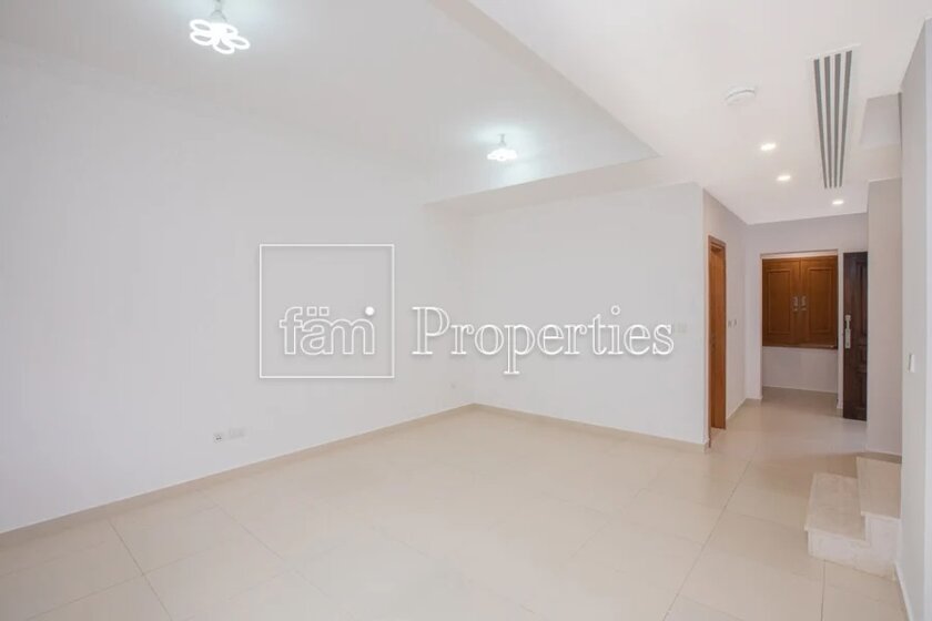 Townhouse for rent - Dubai - Rent for $43,561 / yearly - image 15
