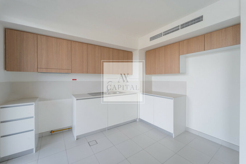 Rent 13 houses - Emaar South, UAE - image 7