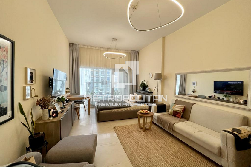 Buy 1554 apartments  - UAE - image 32