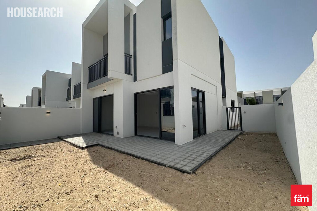 Townhouse for rent - Dubai - Rent for $55,858 - image 1