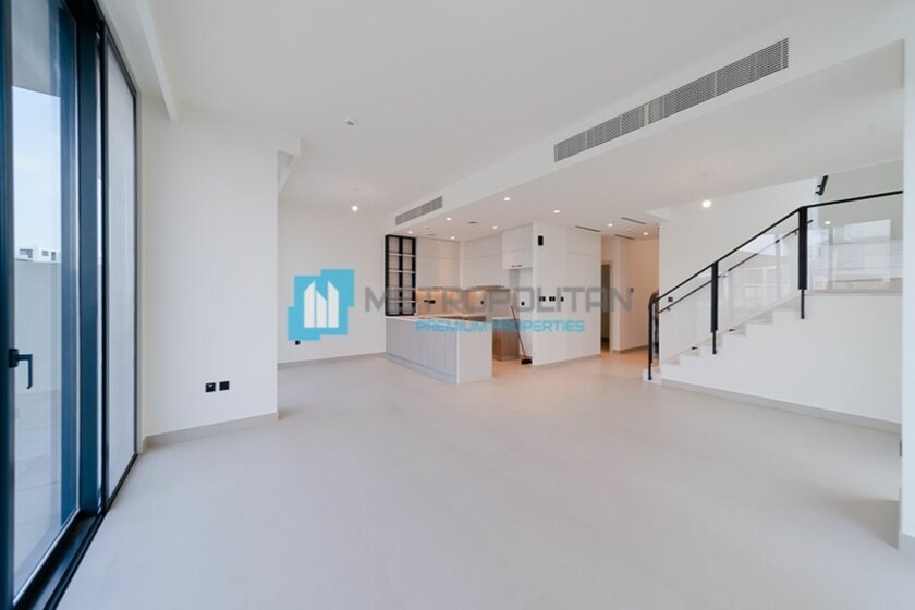 Buy 30 villas - Dubai Hills Estate, UAE - image 9