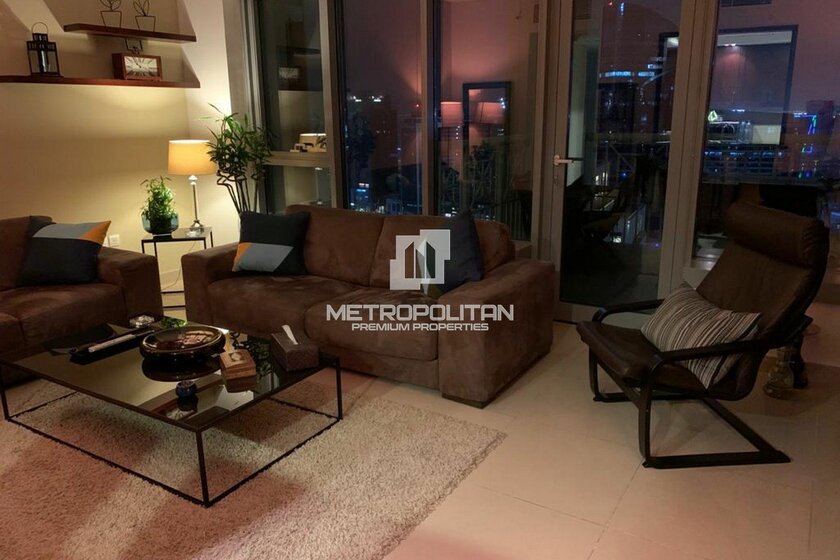 Rent 72 apartments  - 1 room - Downtown Dubai, UAE - image 36