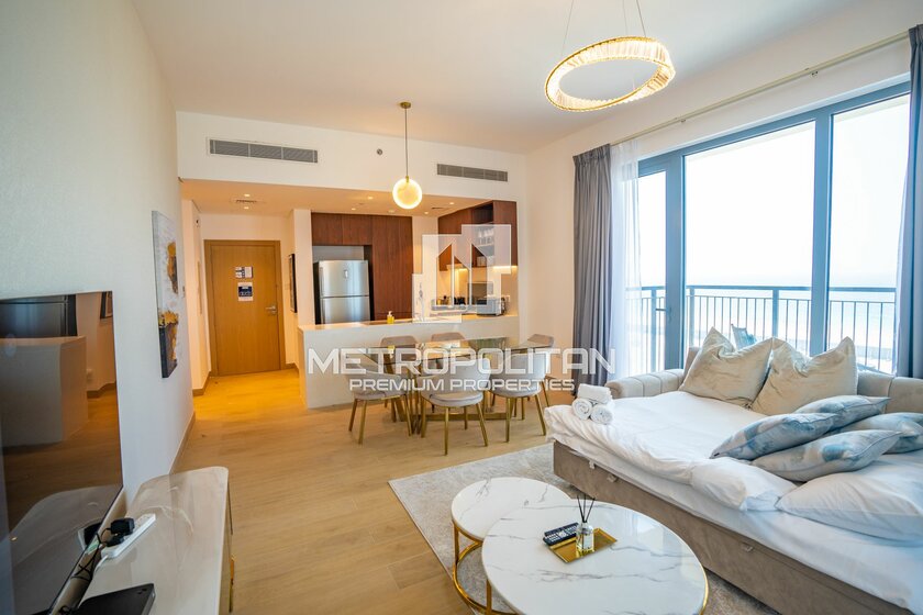 Rent 6 apartments  - Jumeirah, UAE - image 18