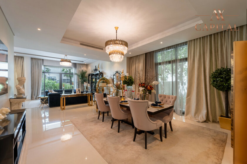 Buy a property - 4 rooms - DAMAC Hills, UAE - image 1