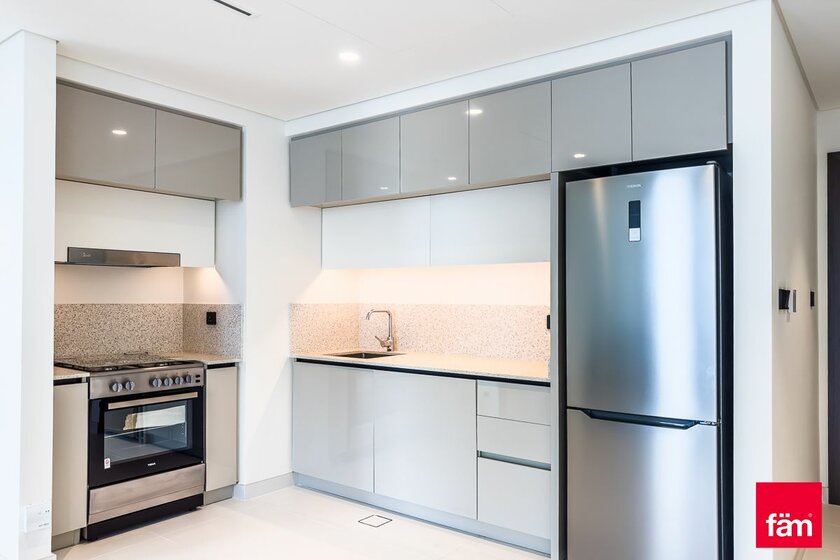 Propiedades en alquiler - Emaar Beachfront, EAU — imagen 23