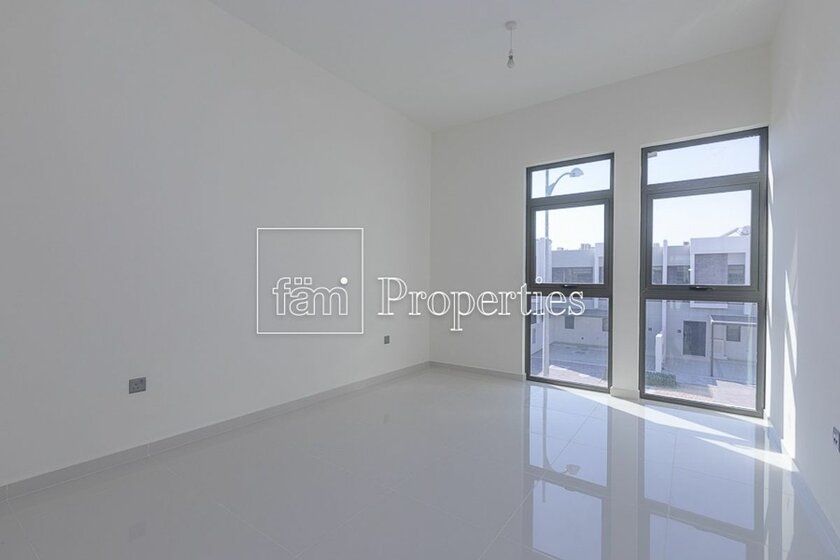 Buy a property - DAMAC Hills 2, UAE - image 34
