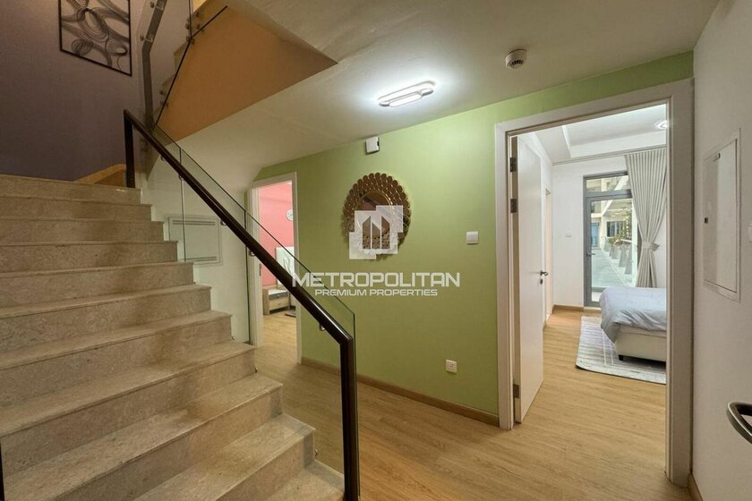 349 ev kirala - BAE – resim 15