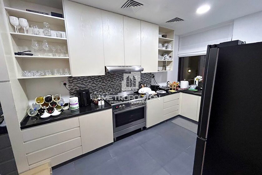 6 villa kirala - DAMAC Hills, BAE – resim 8