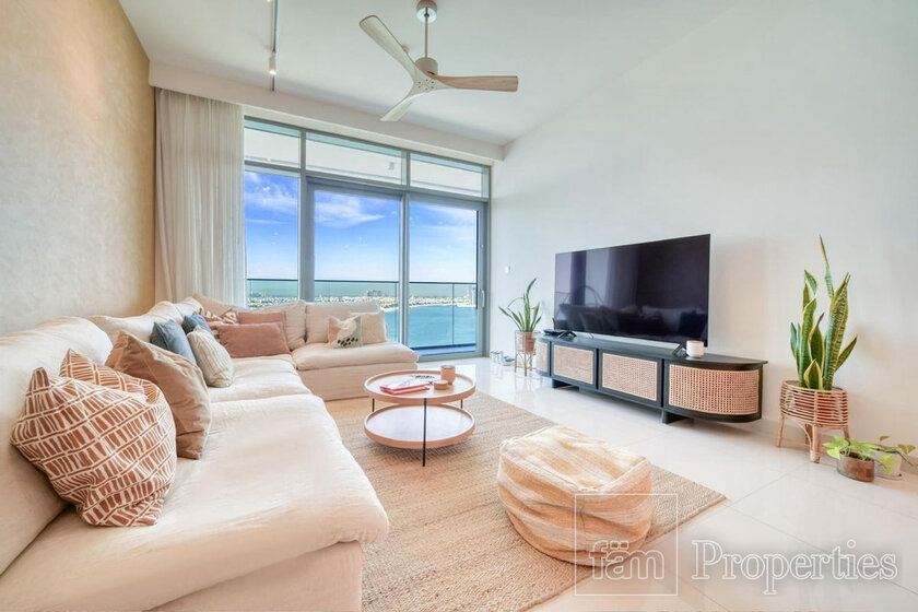 Rent 94 apartments  - Emaar Beachfront, UAE - image 11