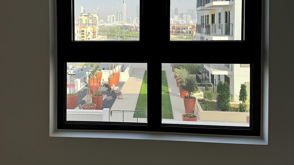Buy a property - 2 rooms - Port De La Mer, UAE - image 12