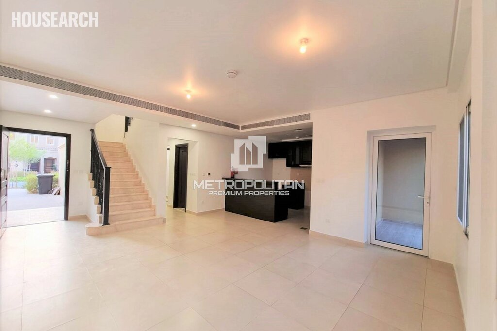 Таунхаус в аренду - Дубай - Снять за 44 108 $ / год - изображение 1