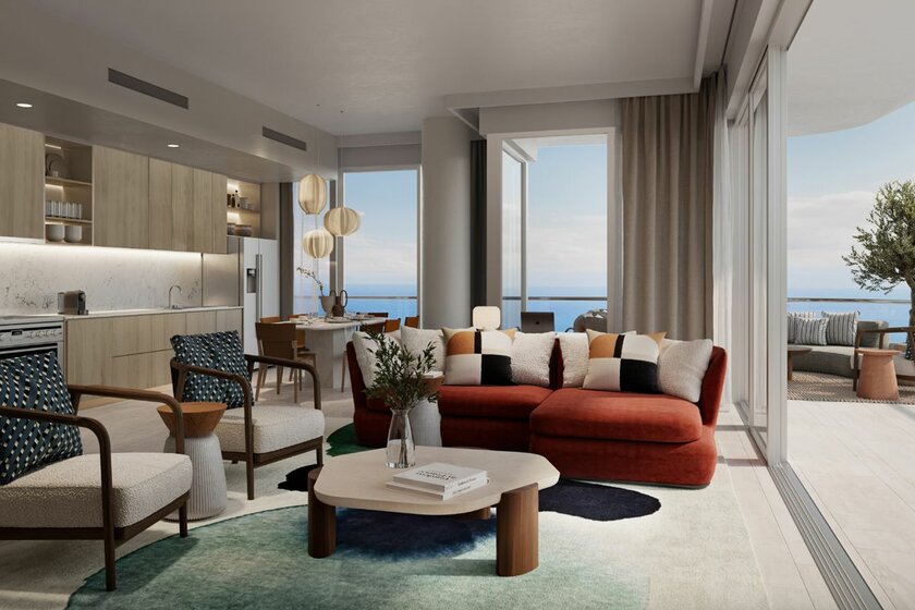 Buy 214 apartments  - Emaar Beachfront, UAE - image 5