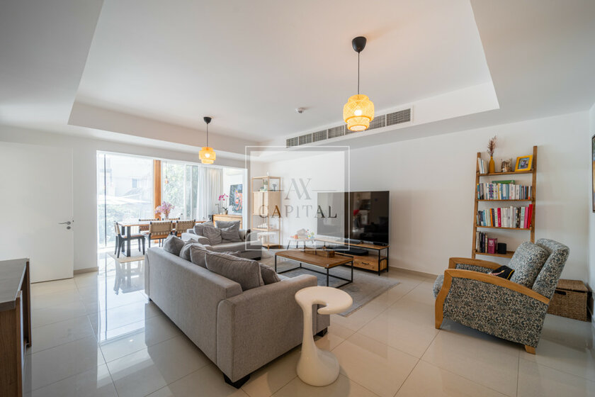 670 casas a la venta - Dubai, EAU — imagen 16