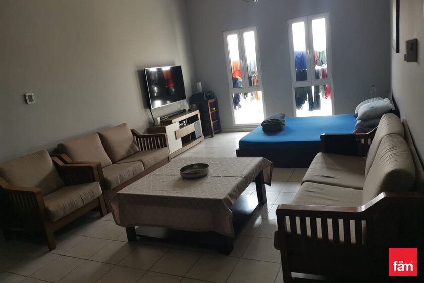 Compre 2079 apartamentos  - EAU — imagen 2