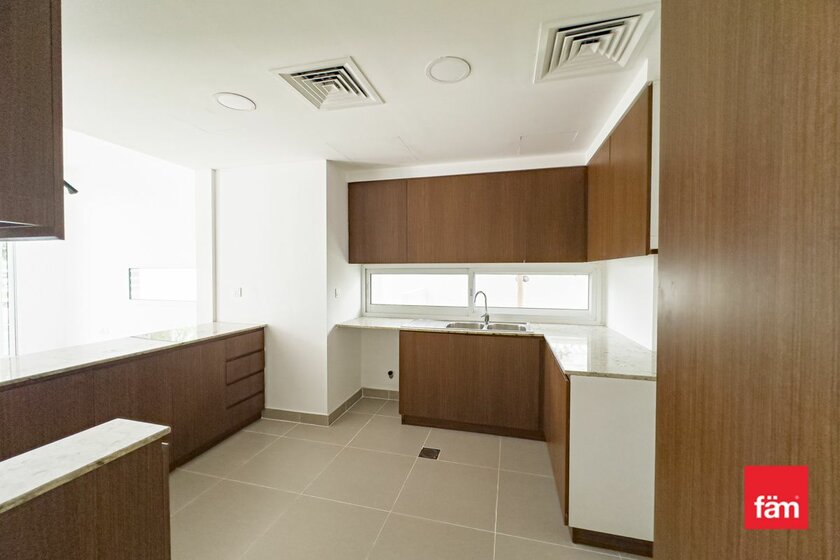 Houses for rent in UAE - image 8