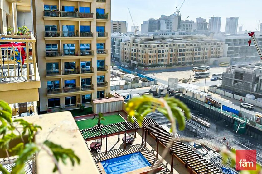 Acheter un bien immobilier - Jumeirah Village Circle, Émirats arabes unis – image 1