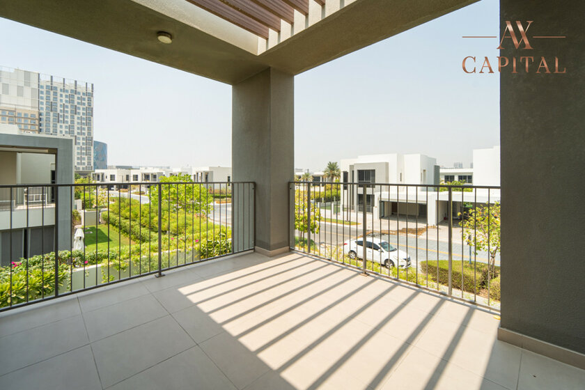 Buy 30 villas - Dubai Hills Estate, UAE - image 28