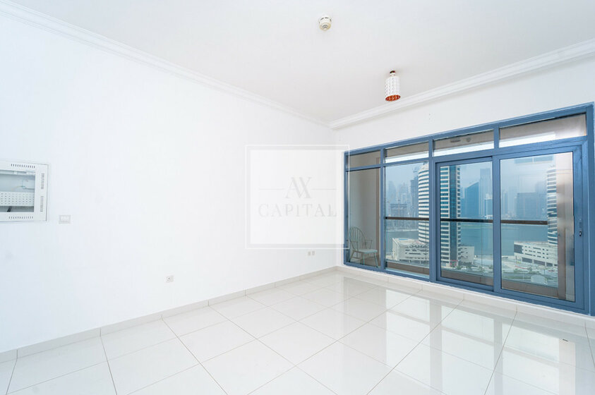 Studio properties for rent in Dubai - image 24