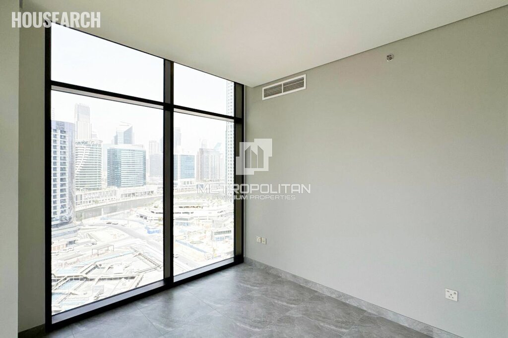 Apartamentos en alquiler - Dubai - Alquilar para 32.678 $/al año — imagen 1