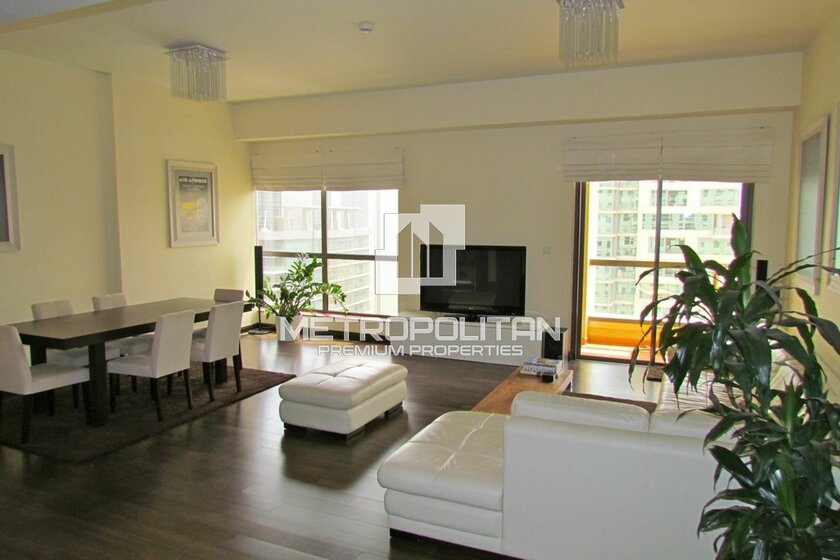 Buy a property - 2 rooms - JBR, UAE - image 22