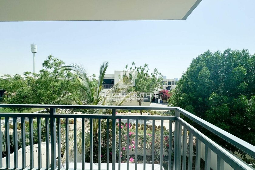 Louer 7 villas - 3 pièces - Émirats arabes unis – image 23