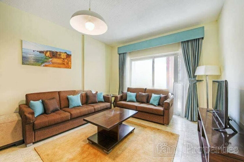 Buy a property - Jumeirah Village Triangle, UAE - image 1