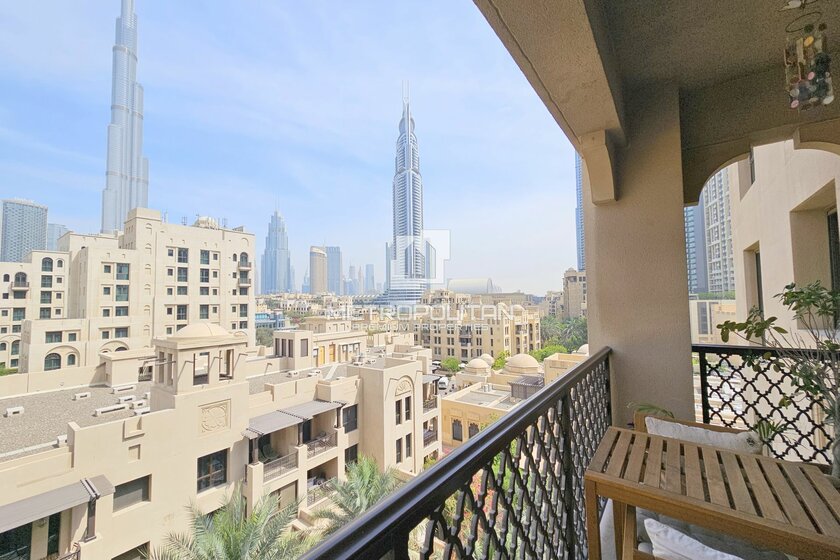 Снять 19 апартаментов - 2 комнатные - Downtown Dubai, ОАЭ - изображение 14
