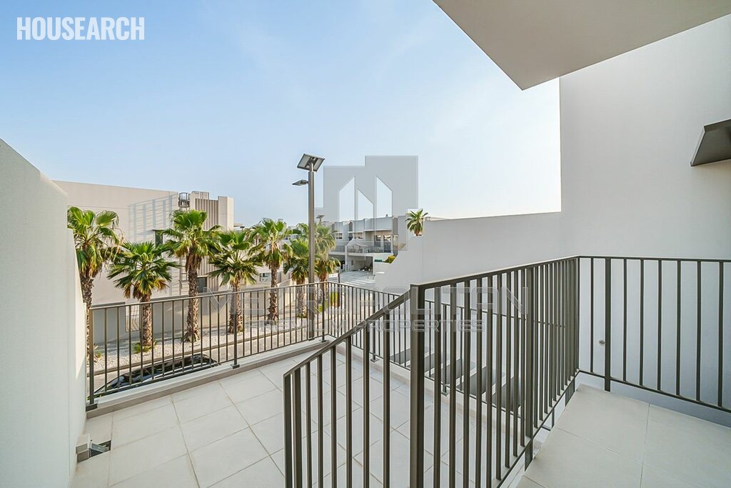 Townhouse for rent - Dubai - Rent for $39,477 / yearly - image 1