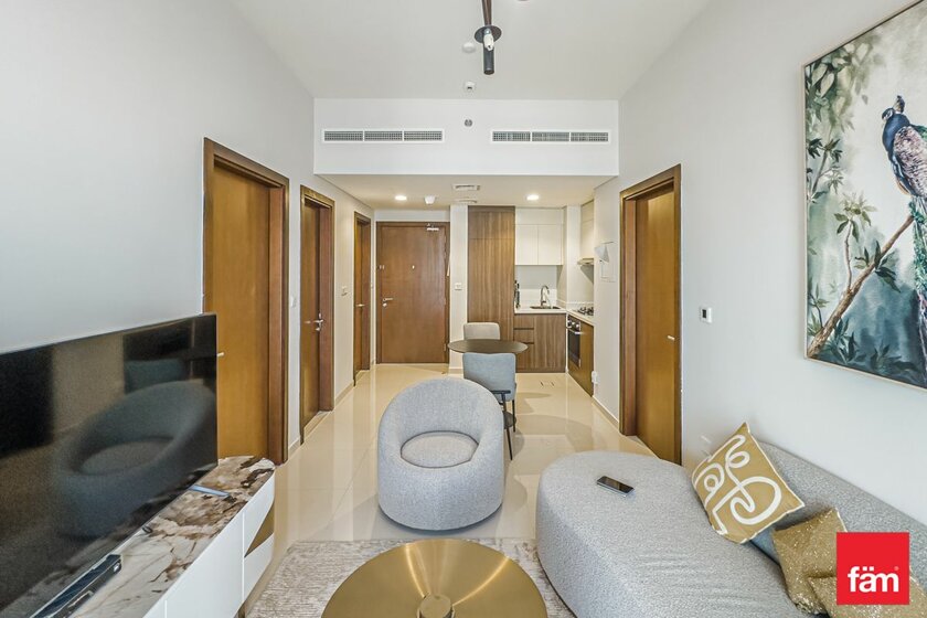 Compre 212 apartamentos  - Business Bay, EAU — imagen 2