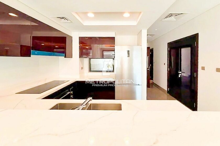 Alquile 19 adosados - 4 habitaciones - EAU — imagen 11